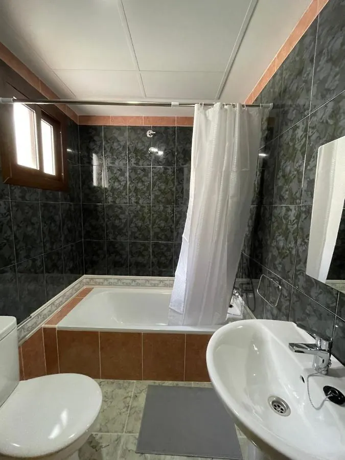 Apartment Apartamentos Los Senderos De Tolox Spain